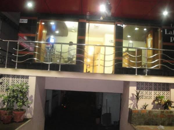 Oyo Hotel Lakshmi Paradise Βιζαχαπατνάμ Εξωτερικό φωτογραφία