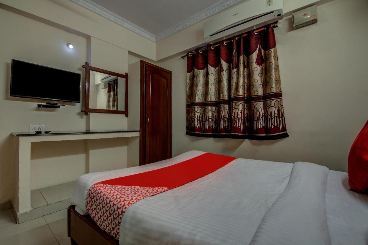 Oyo Hotel Lakshmi Paradise Βιζαχαπατνάμ Εξωτερικό φωτογραφία