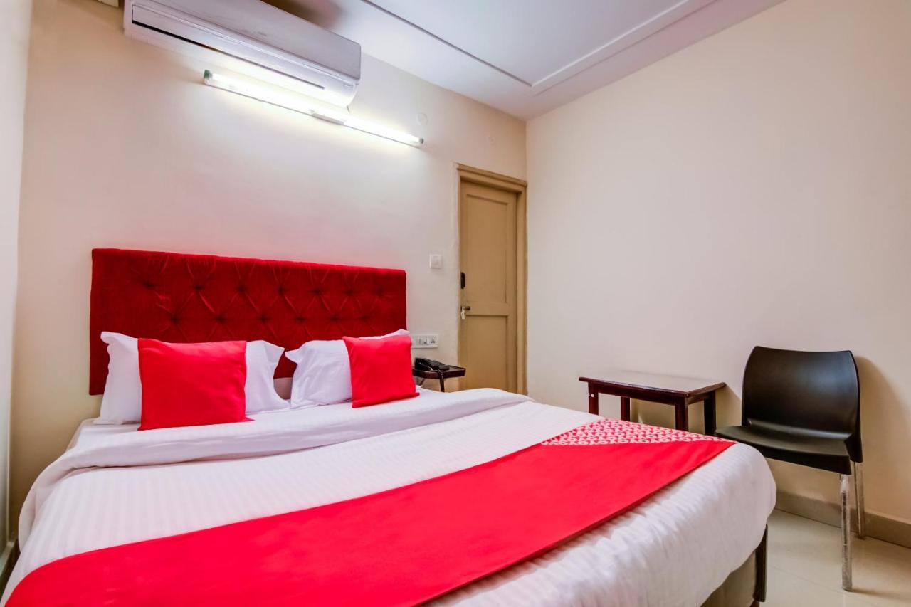 Oyo Hotel Lakshmi Paradise Βιζαχαπατνάμ Εξωτερικό φωτογραφία