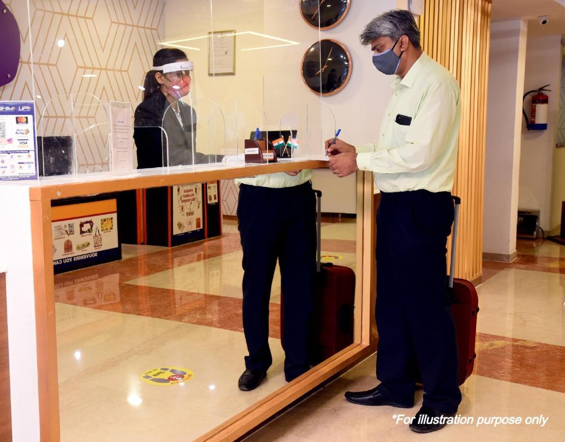Oyo Hotel Lakshmi Paradise Βιζαχαπατνάμ Εξωτερικό φωτογραφία