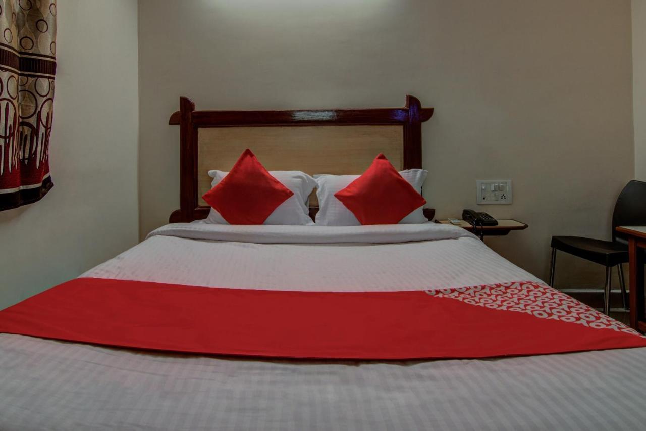 Oyo Hotel Lakshmi Paradise Βιζαχαπατνάμ Εξωτερικό φωτογραφία